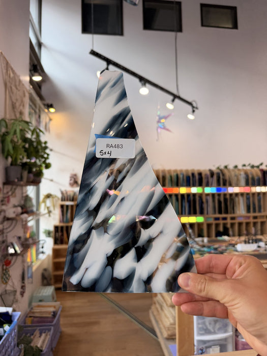 Black and White Mouthblown Fremont – RA483