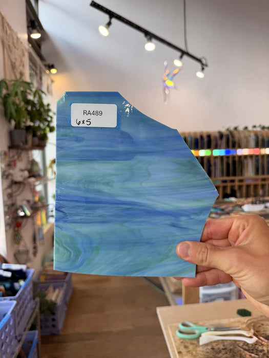 Green Blue Mixed Vintage Spectrum – RA489
