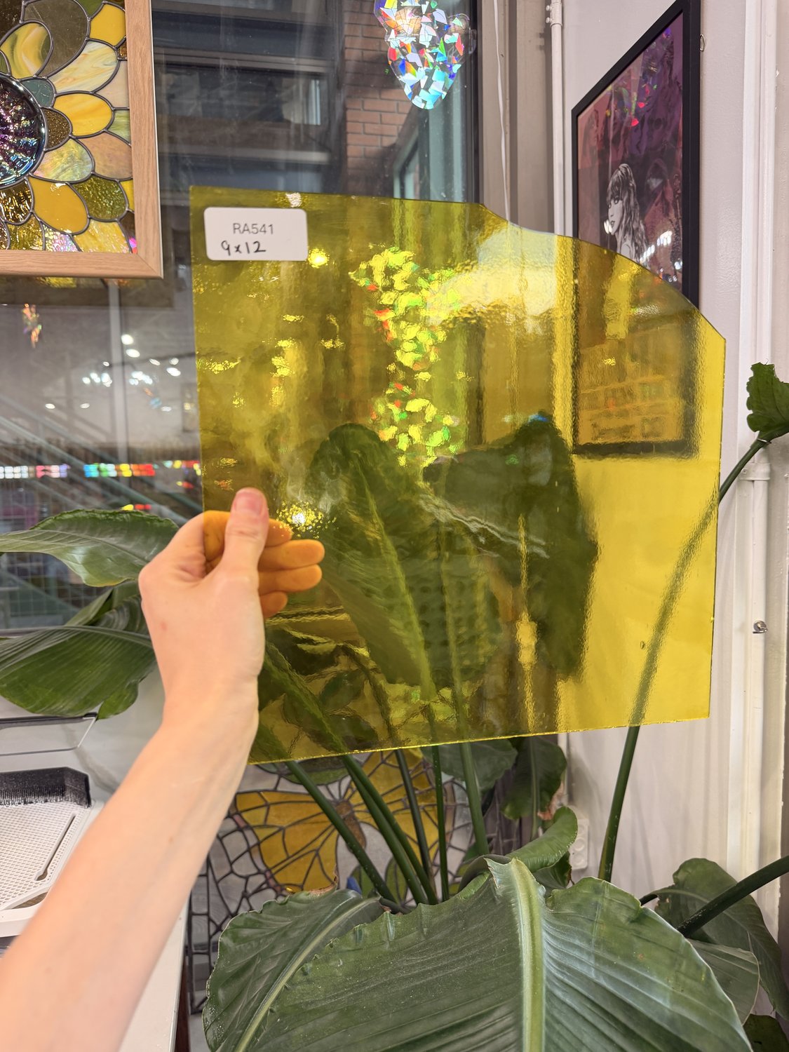 Transparent Yellow Spectrum – RA541