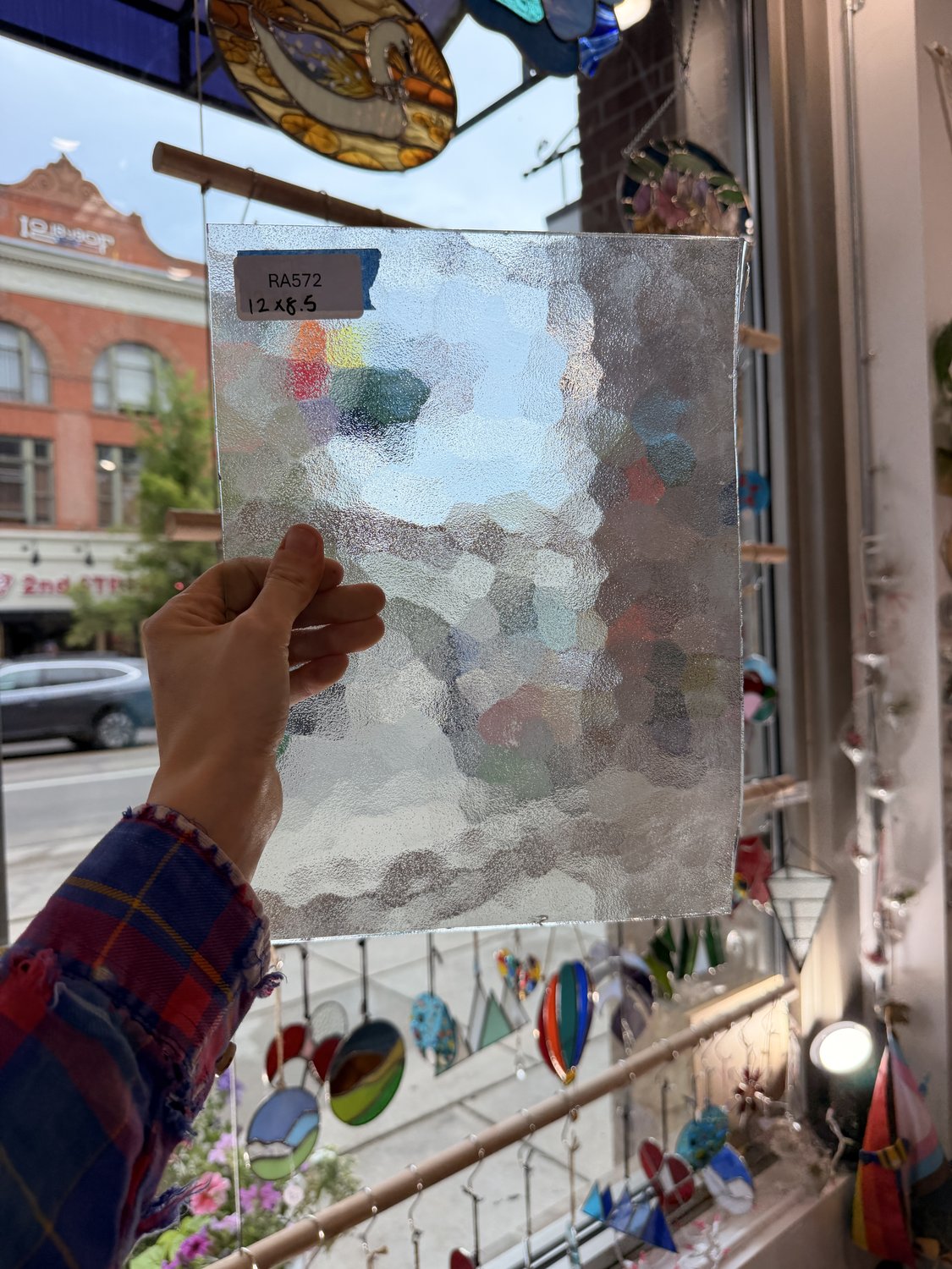 Hammered Honeycomb Transparent Textured Sheet Glass