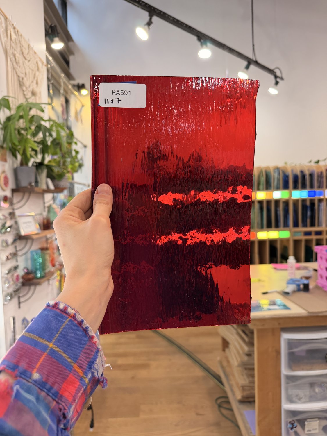 Red Vintage Transparent Waterglass Spectrum Sheet Glass