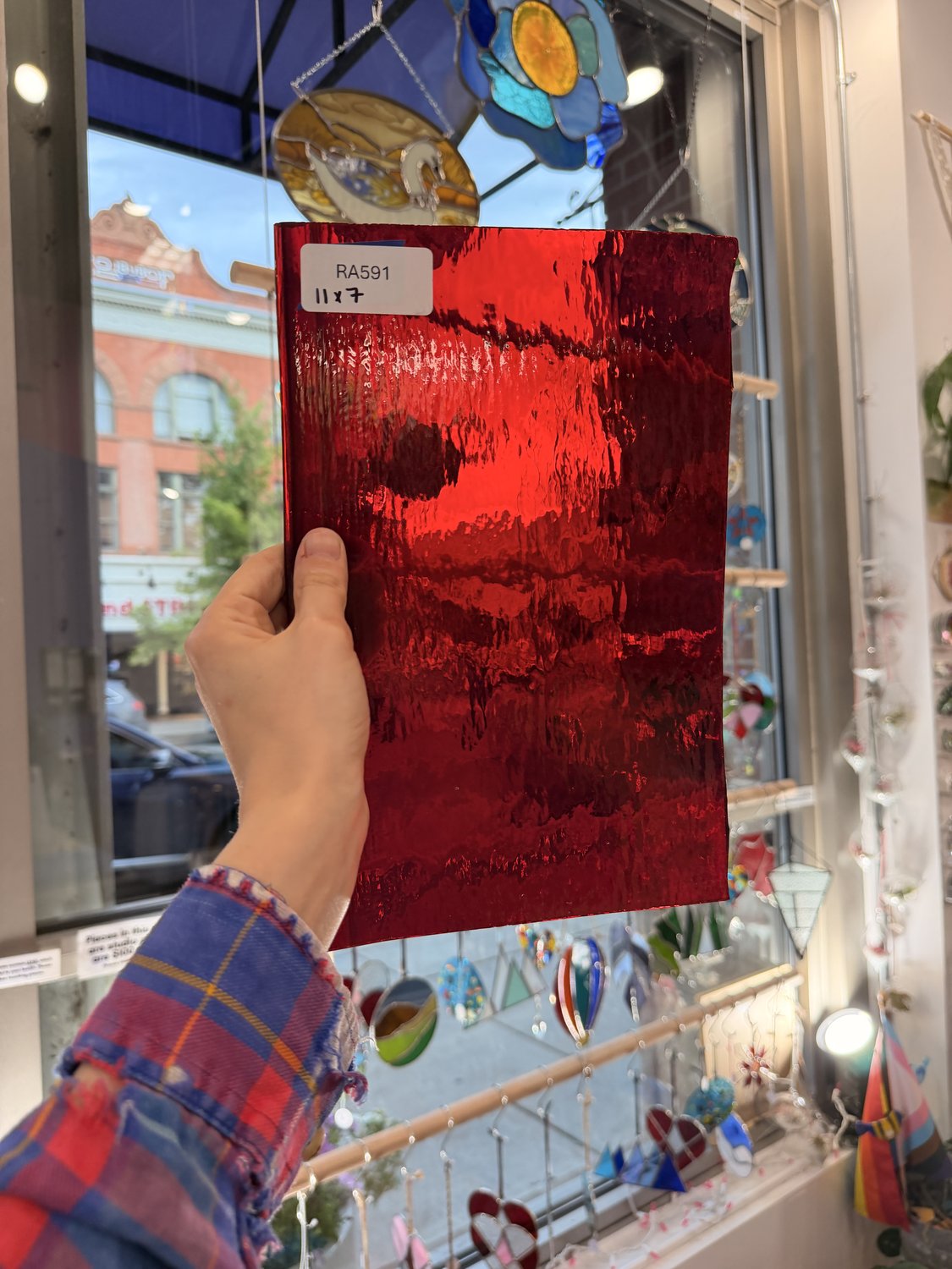 Red Vintage Transparent Waterglass Spectrum Sheet Glass