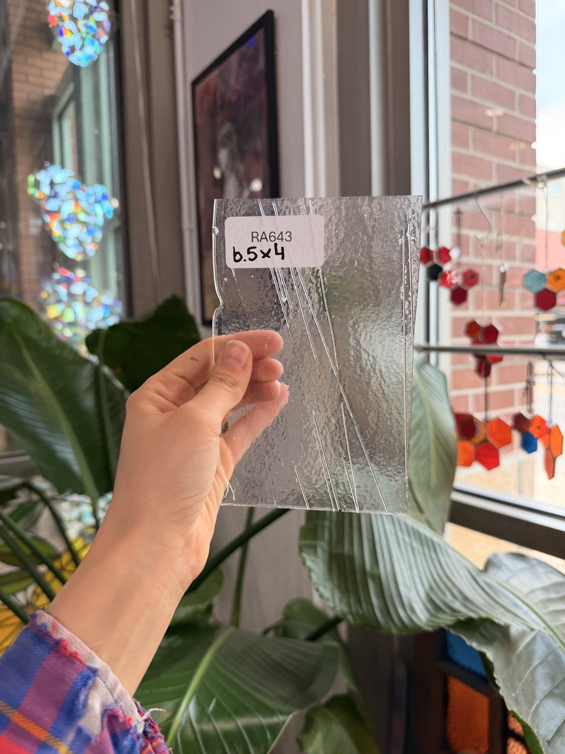 Transparent Iridescent Stringer Bullseye Fusible 90 COE – RA643