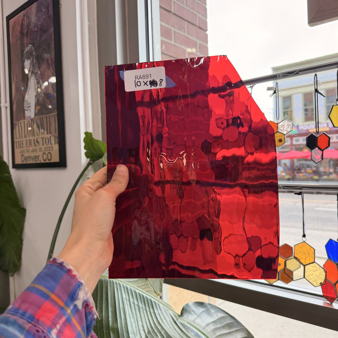 Red Waterglass