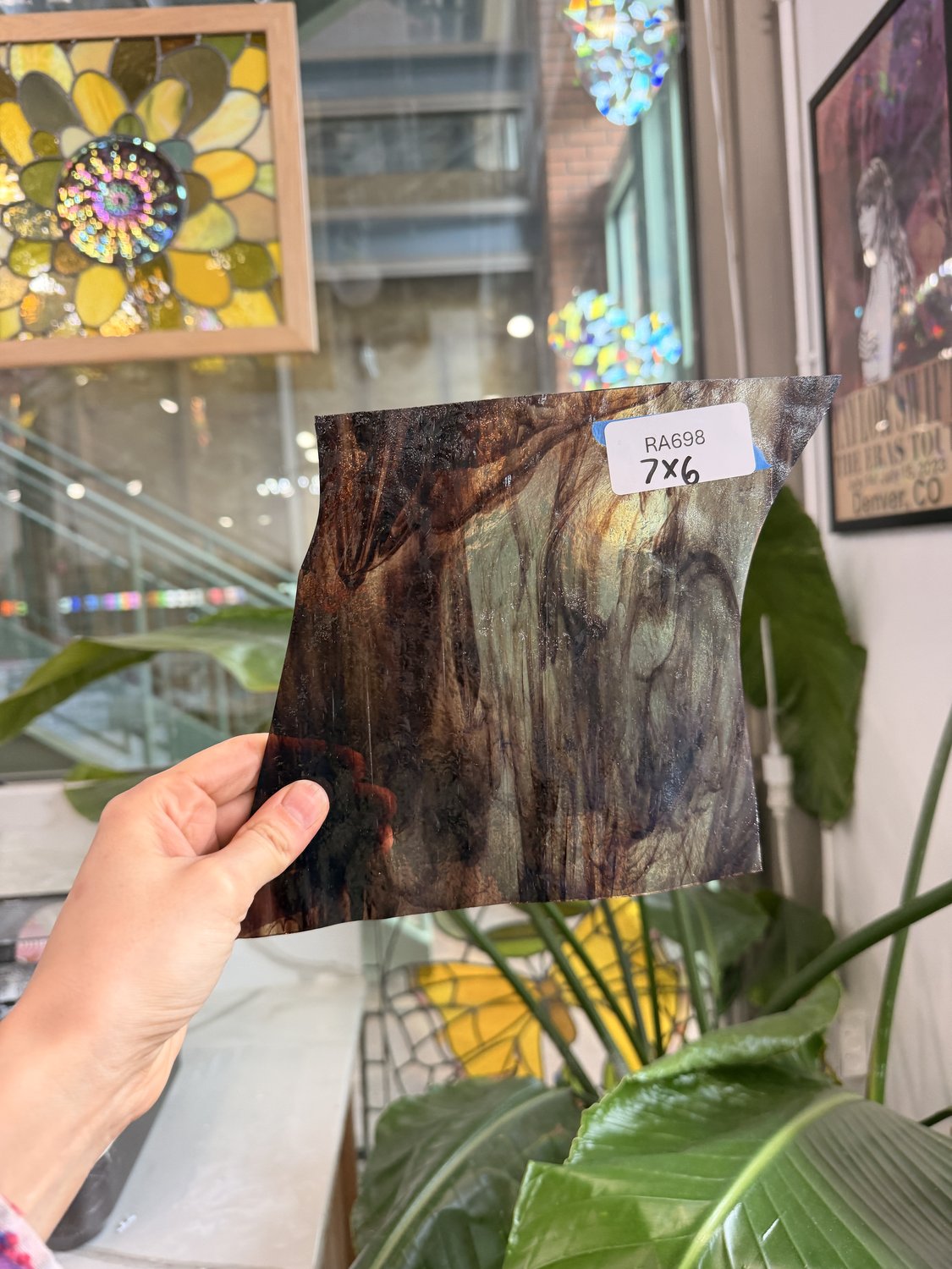 Amber Brown Wispy – RA698