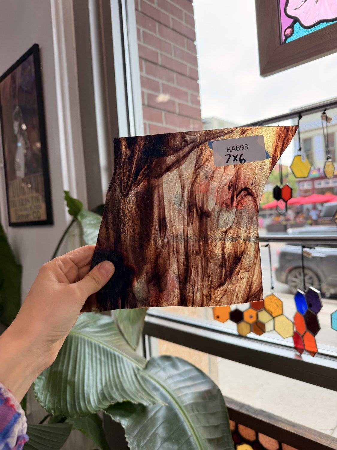 Amber Brown Wispy – RA698