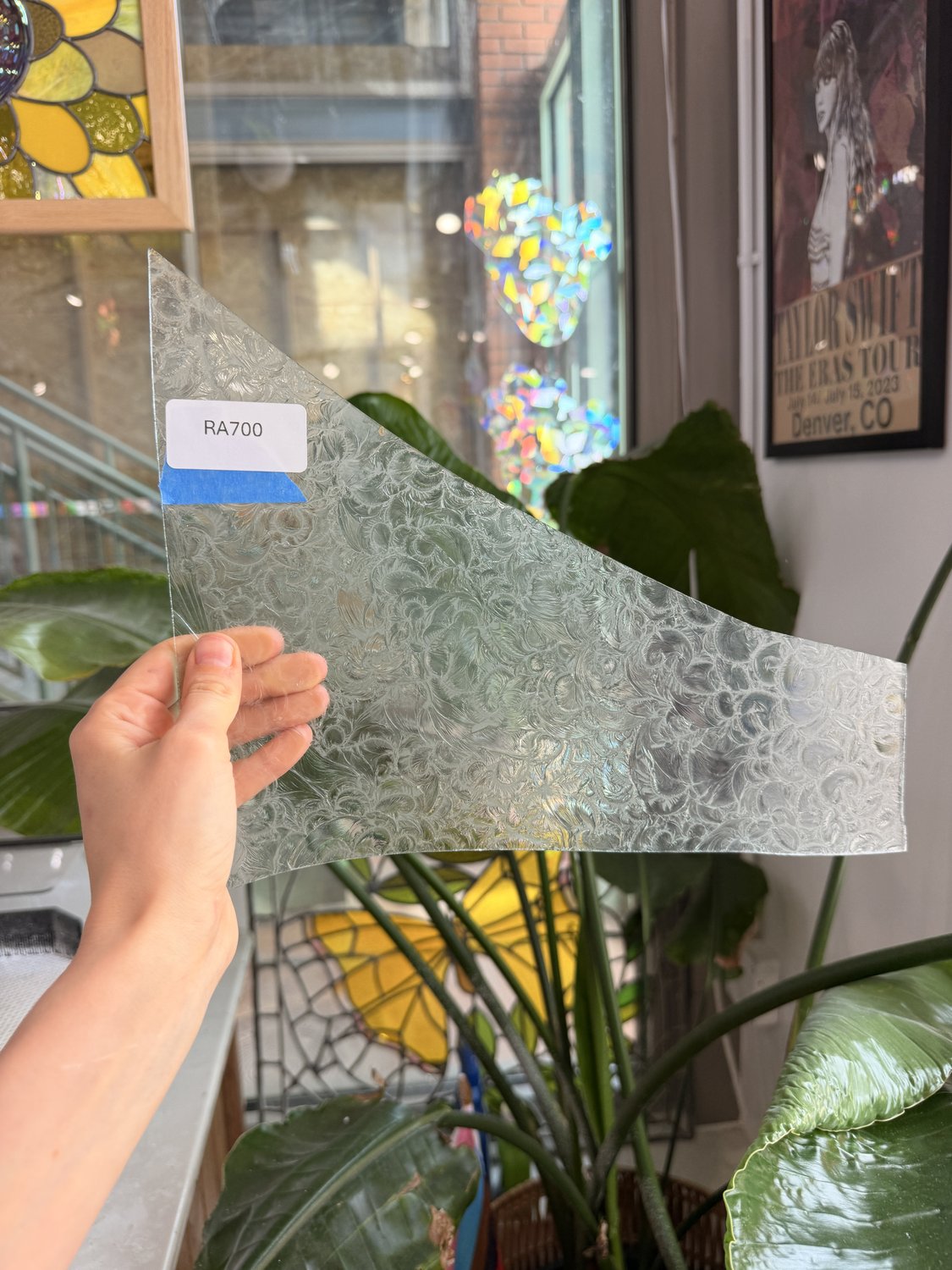 Seafoam Transparent Glue Chip Sheet Glass