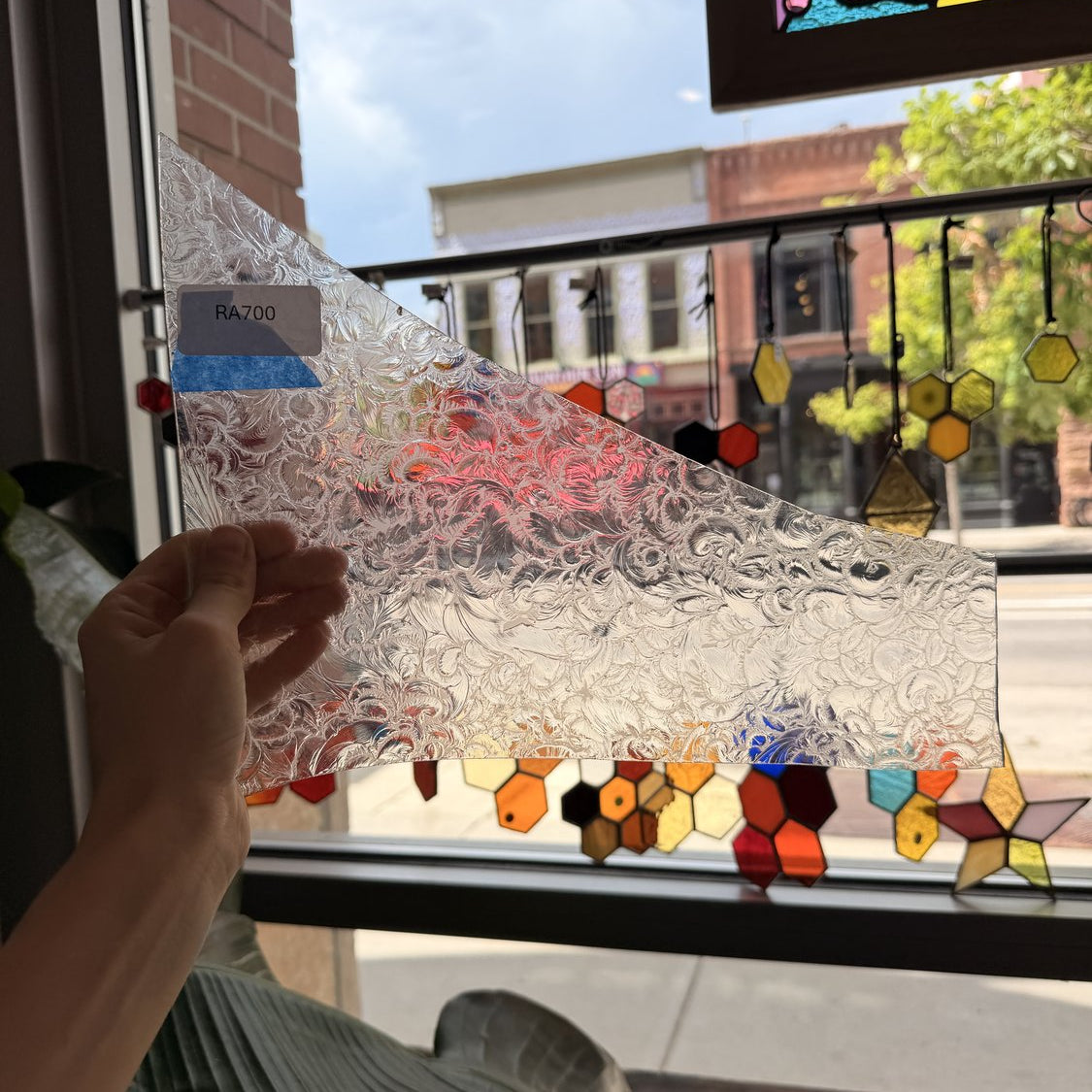 Seafoam Transparent Glue Chip Sheet Glass