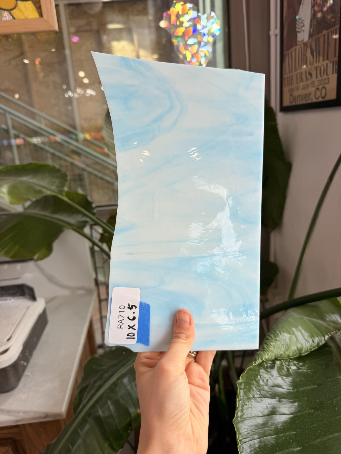 Light Blue White Wispy Mixed Vintage Spectrum Sheet Glass