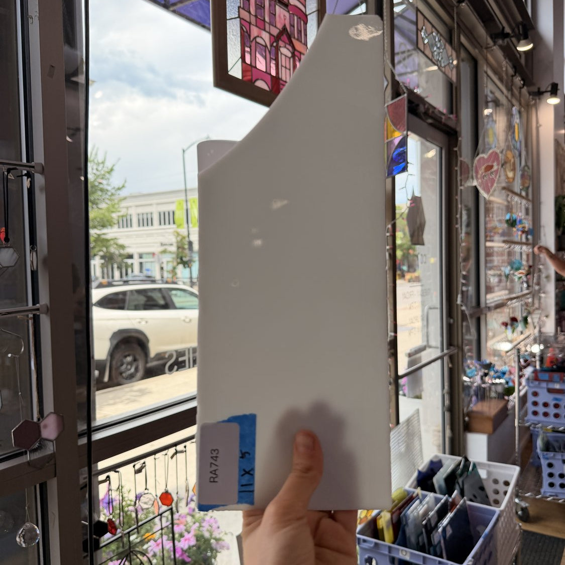 White Opal Oceanside Sheet Glass