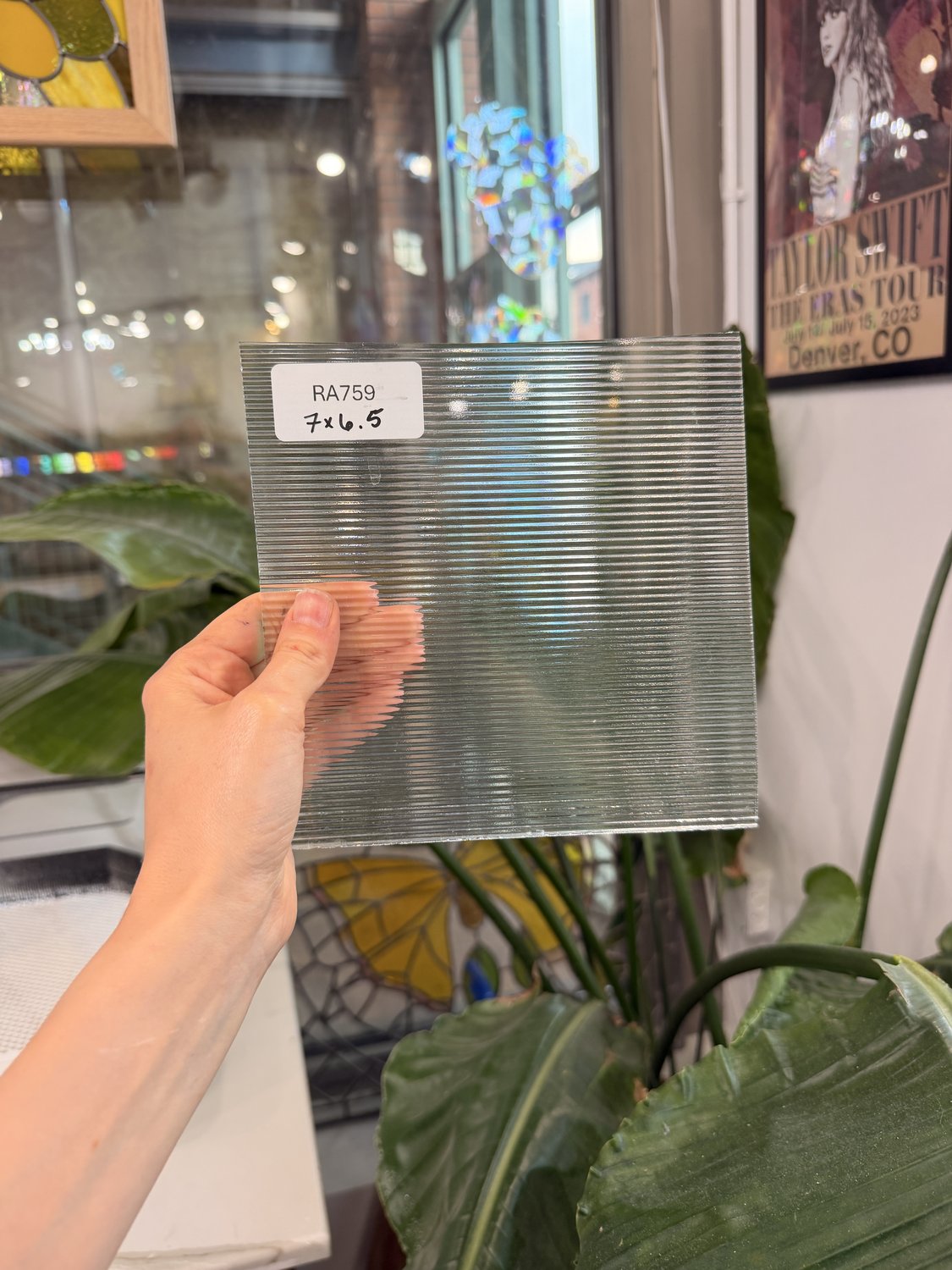 Clear Reeded – RA759