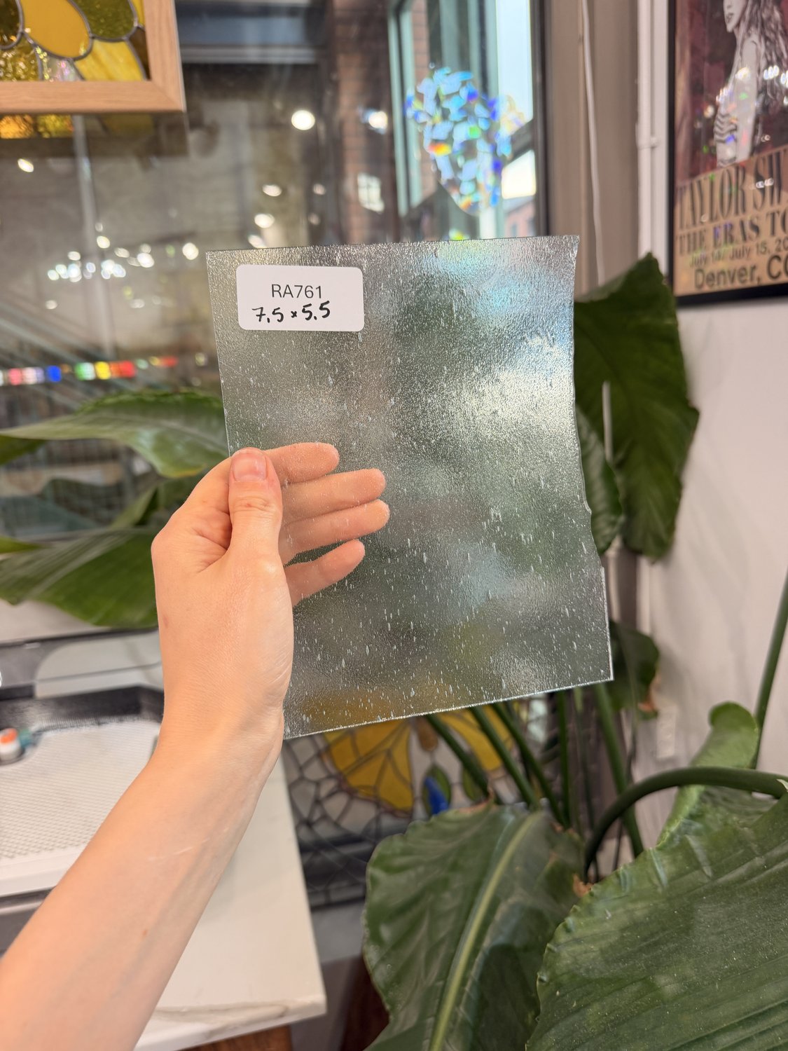Clear Seedy Spectrum – RA761