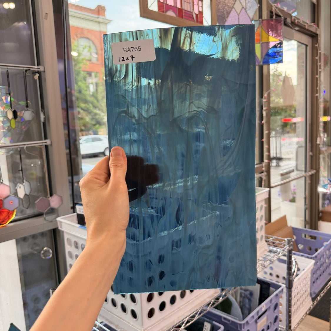 Steel Blue White Wispy Spectrum
