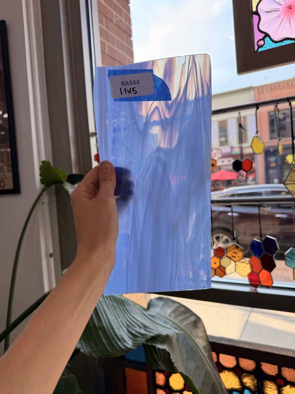 Periwinkle Blue Wispy Spectrum – RA844