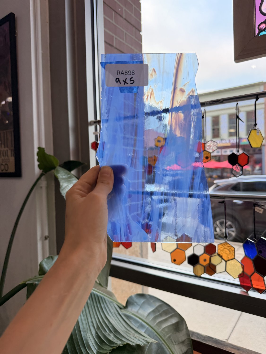 Periwinkle Blue Wispy Spectrum – RA898