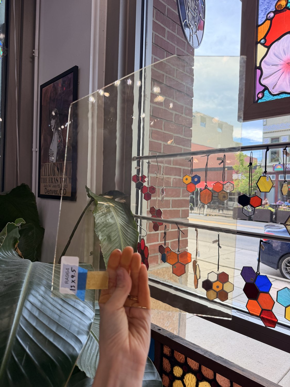 Transparent Mouthblown Light Yellow Vintage GNA Sheet Glass – RA964