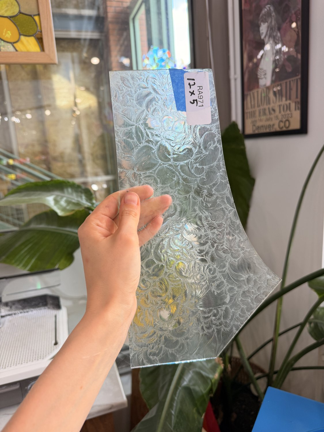 Seafoam Transparent Glue Chip Sheet Glass