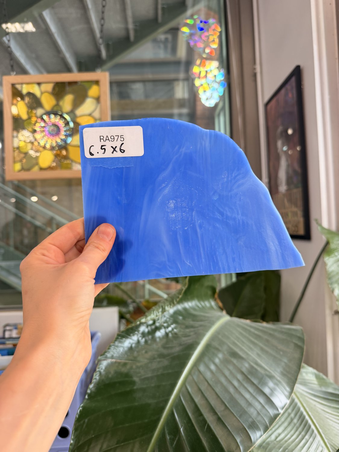 Spectrum Medium Blue Wispy Sheet Glass – RA975