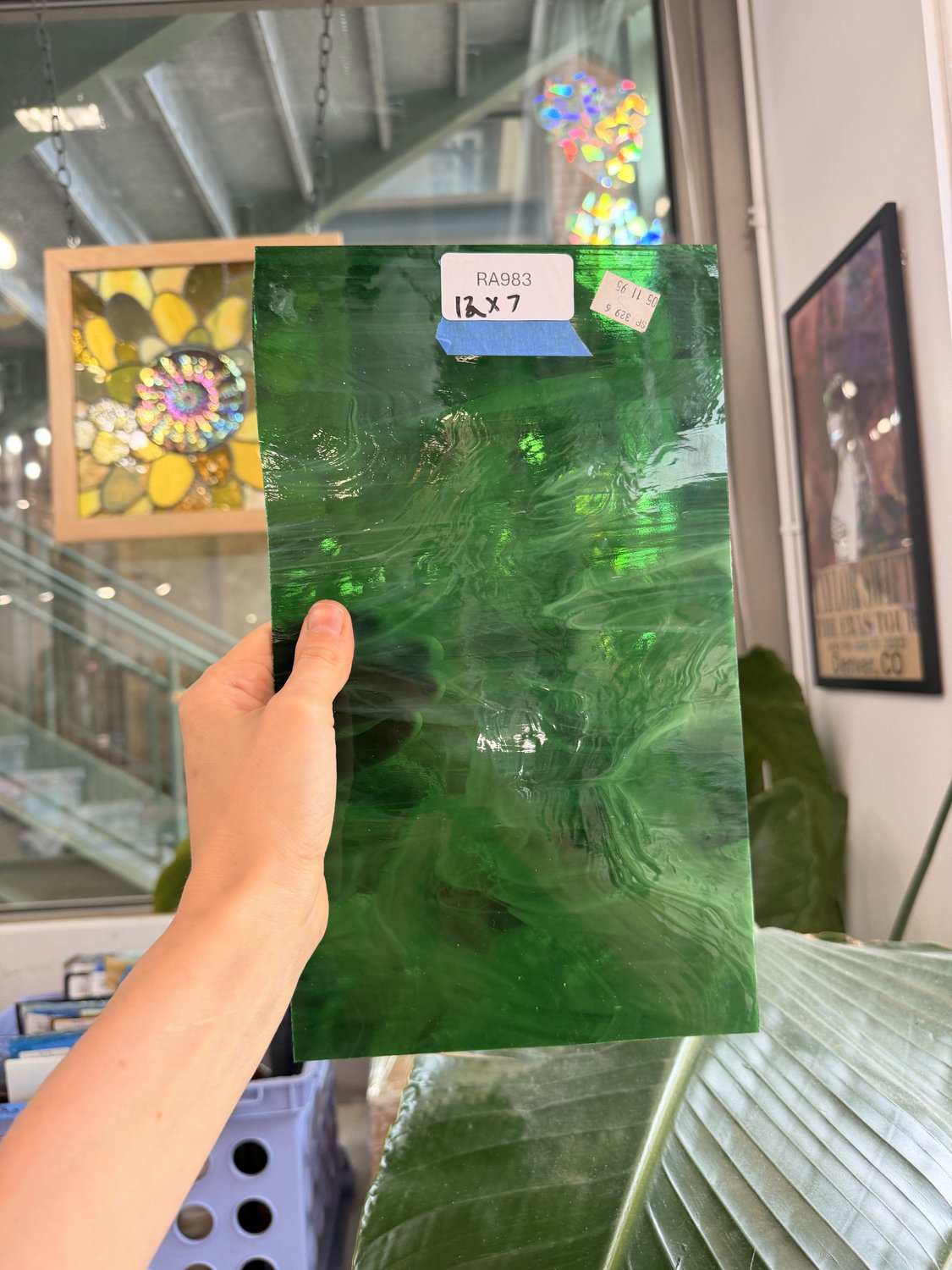 Dark Green White Wispy Vintage Spectrum Sheet Glass – RA983