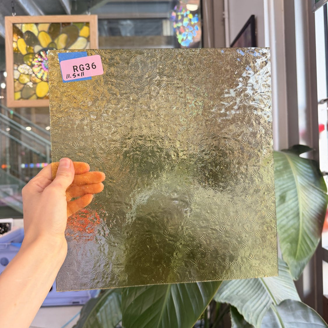 Vanilla Transparent Florentine Sheet Glass