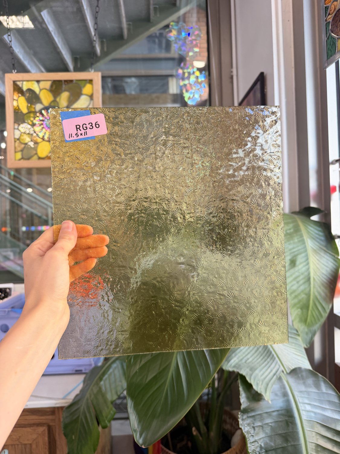 Vanilla Transparent Florentine Sheet Glass