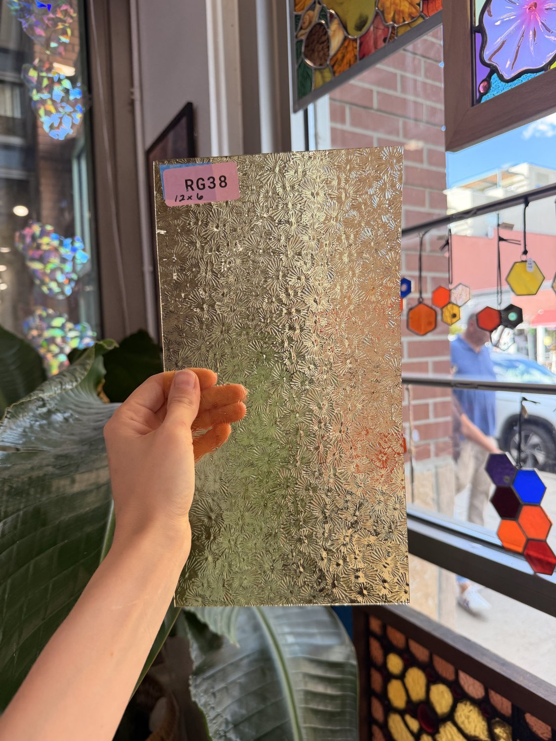 Vanilla Transparent Florentine Sheet Glass