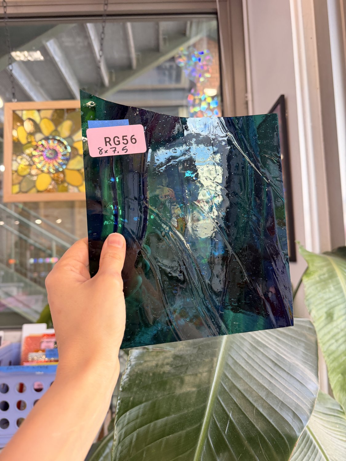 Dark Blue Teal Wispy Mixed Lamberts Sheet Glass – RG56