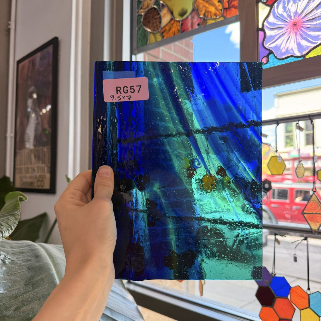 Dark Blue Teal Wispy Mixed Lamberts Sheet Glass – RG57
