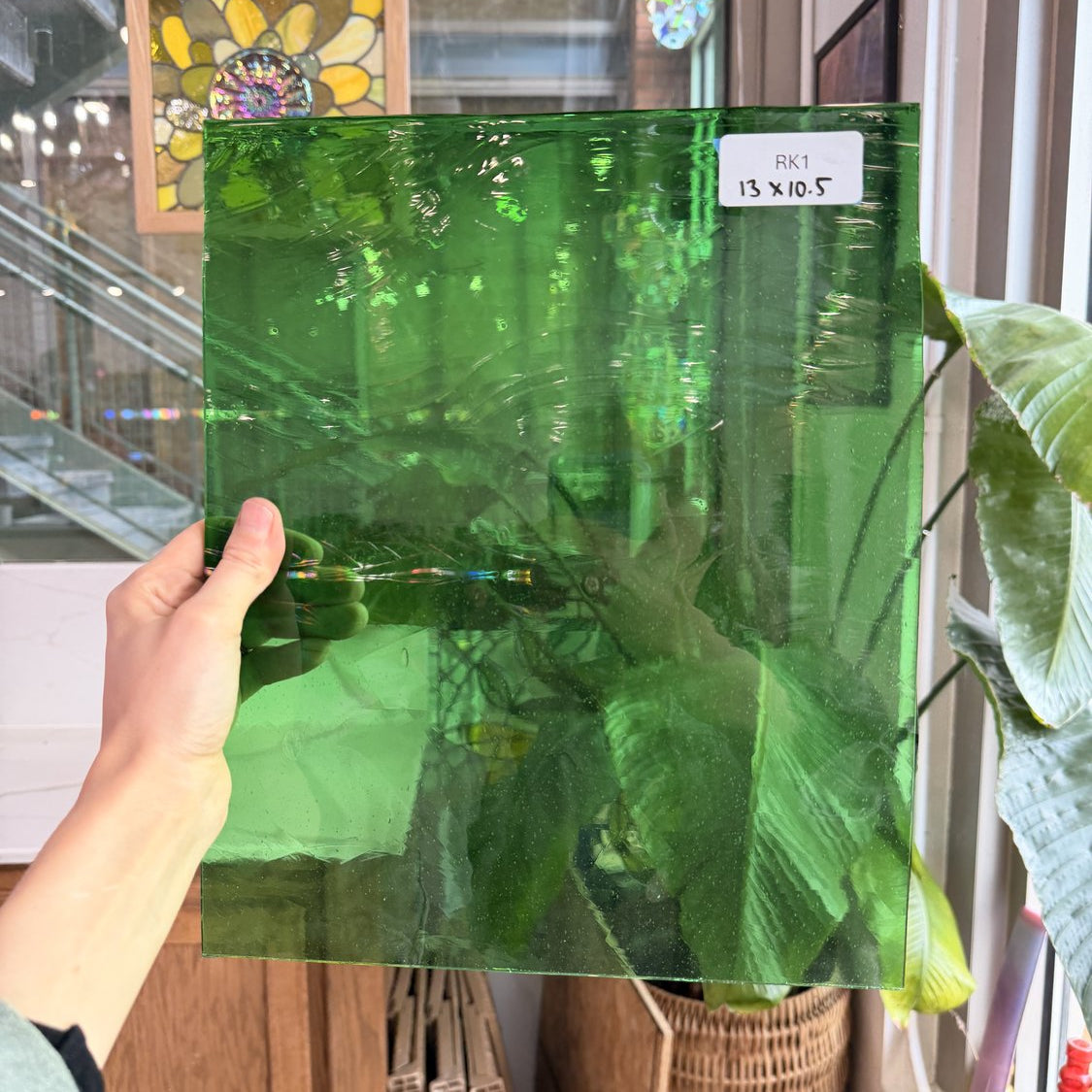 Light Green Gradient on Clear Lamberts Flash Glass Sheet Glass Lamberts Glass 13x10.5in (LA-73289005)