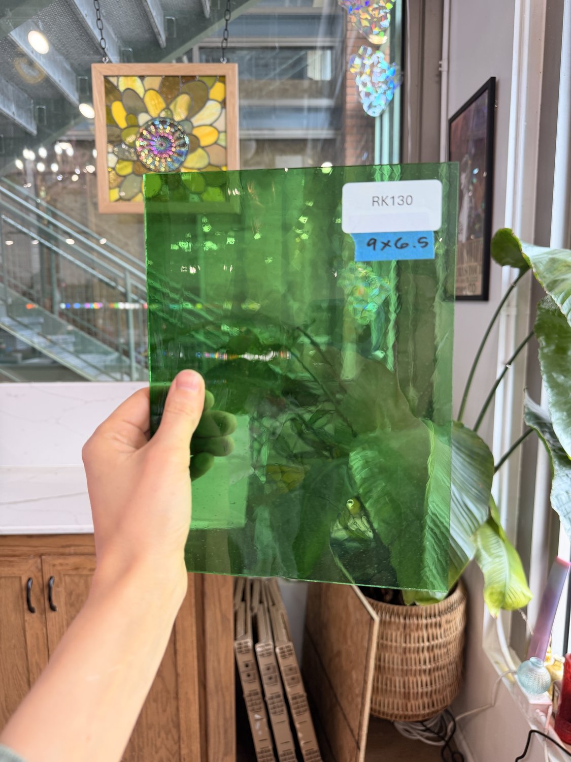 Light Green Gradient on Clear Lamberts Flash Glass Sheet Glass Lamberts Glass 9x6.5in (LA-73420077)
