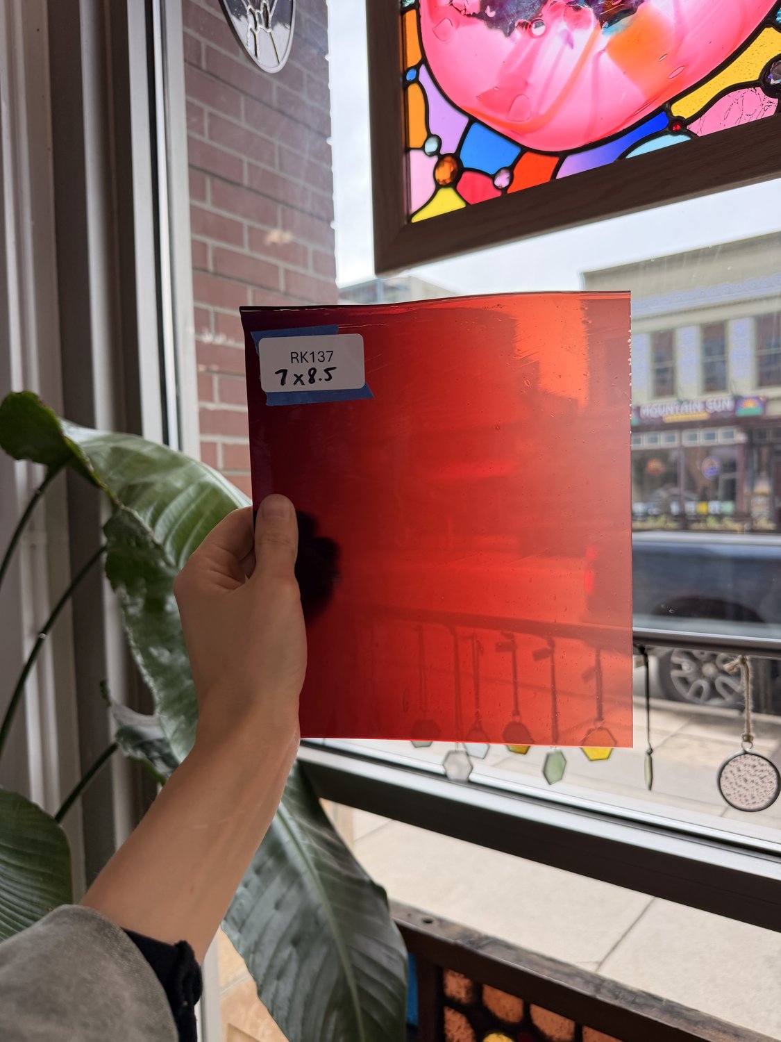 Red Gradient on Clear Lamberts Flash Glass Sheet Glass Lamberts Glass