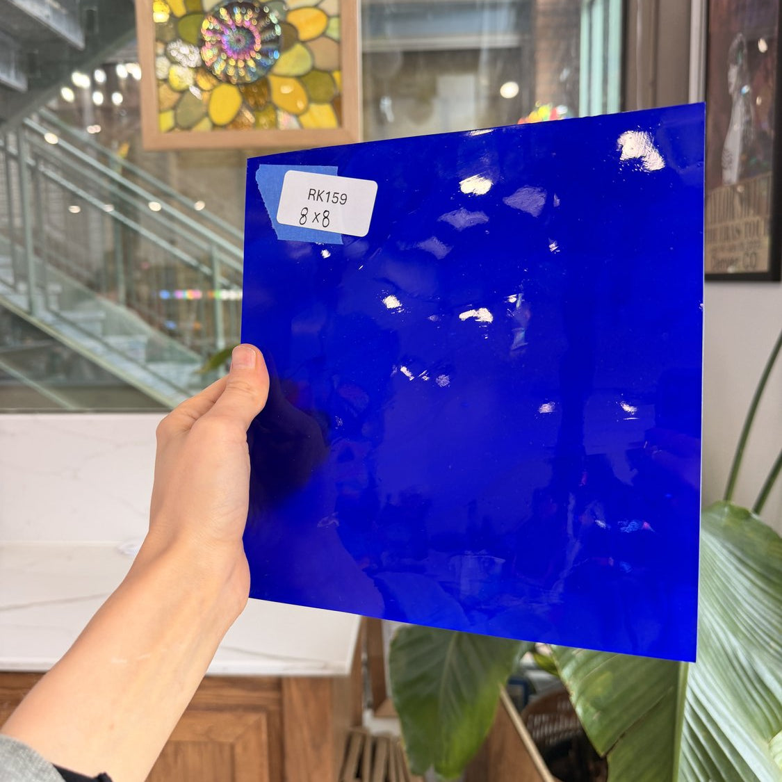 Blue on White on Clear Lamberts Flash Glass