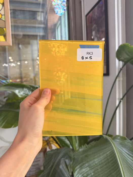 Yellow Clear Wispy S29 Mouth Blown Lamberts Flash Sheet Glass Lamberts Glass 8x5in (LA-32009261)