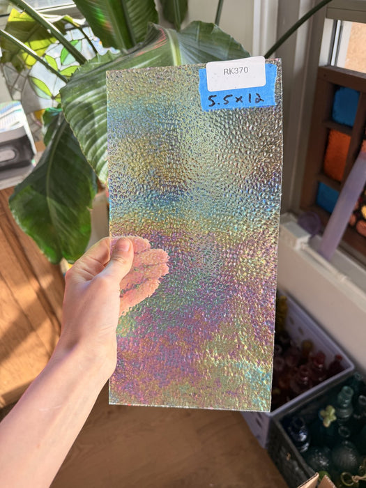 Clear Iridescent Dewdrop – RK370