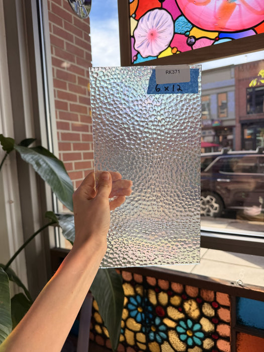 Clear Hammered Iridescent – RK371