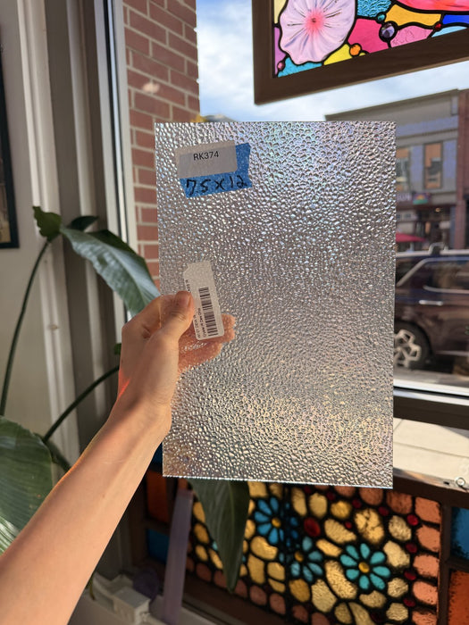 Clear Iridescent Dewdrop – RK374