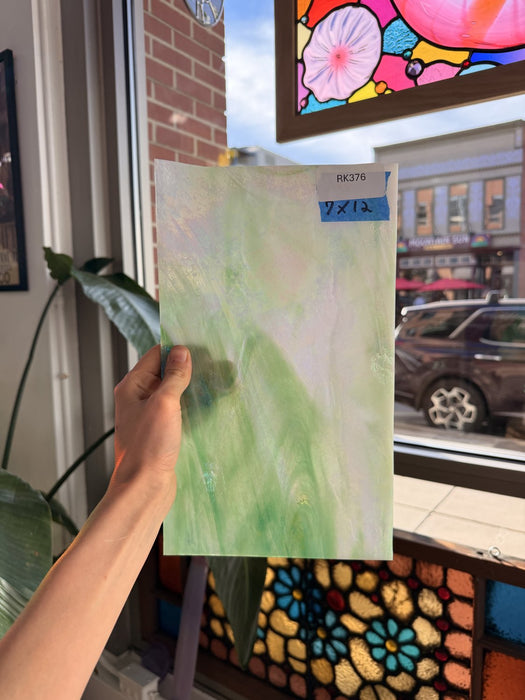 Green Iridescent Wissmach – RK376