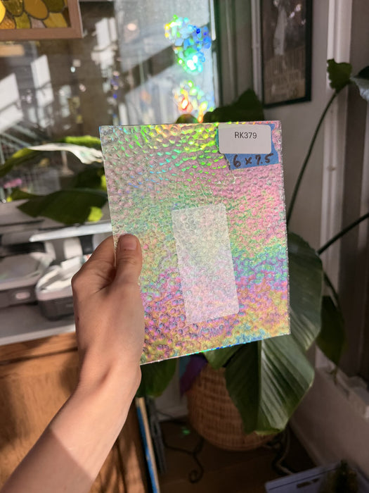 Clear Hammered Iridescent – RK379