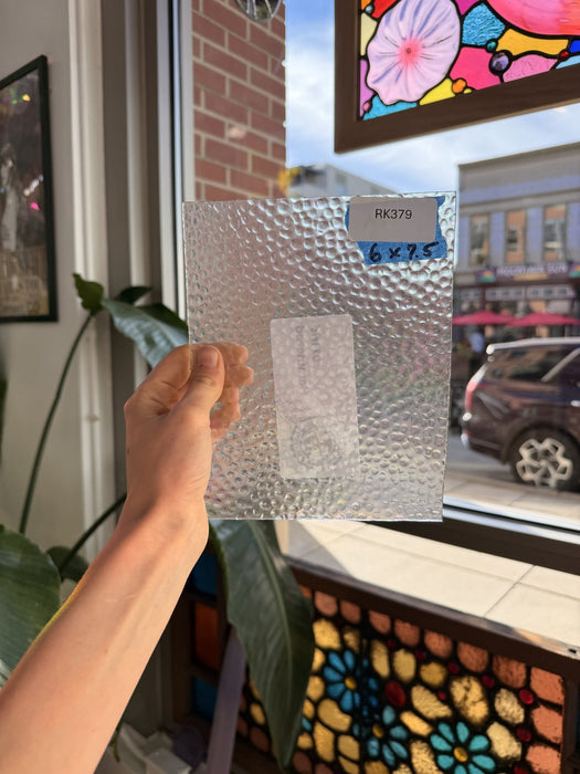 Clear Hammered Iridescent – RK379