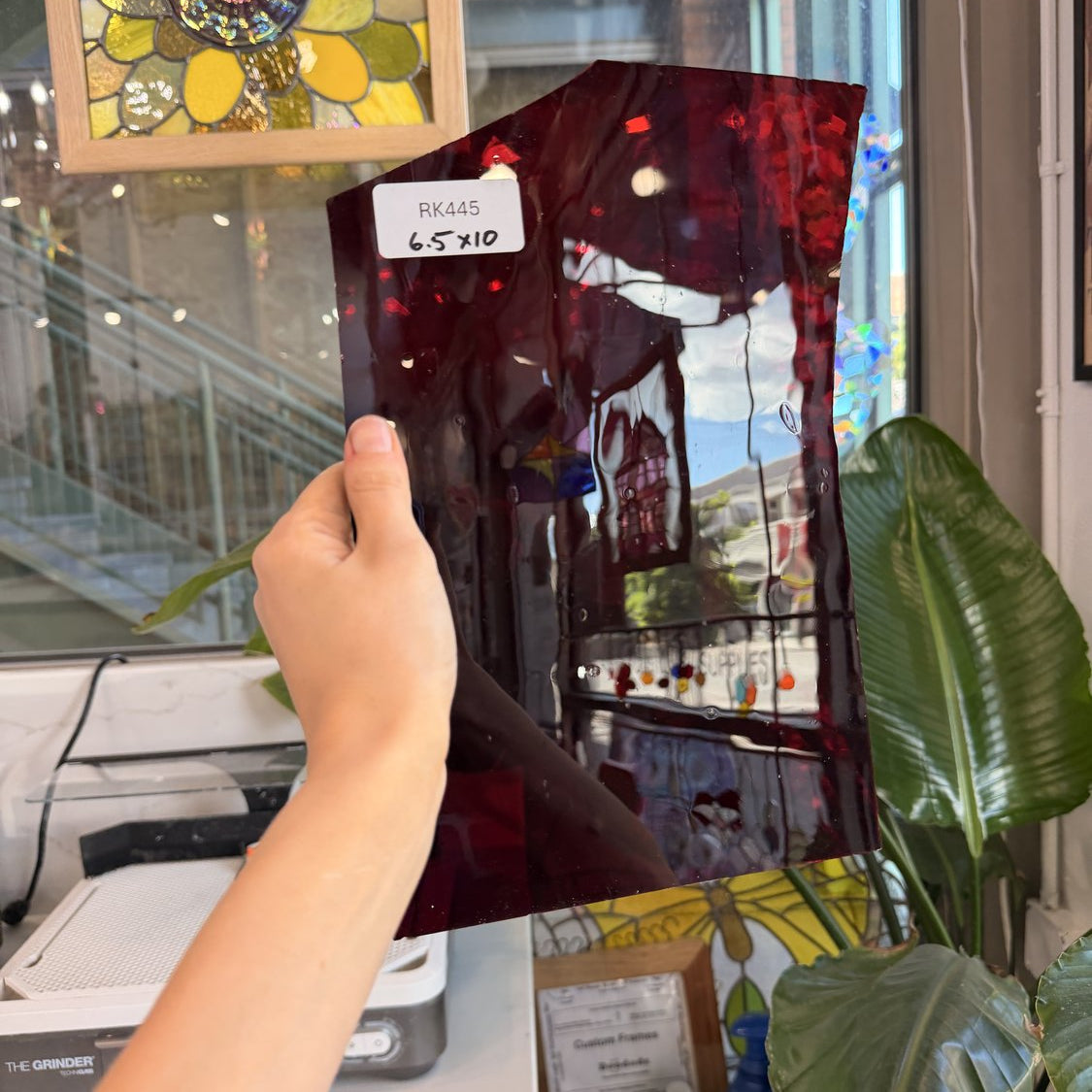 Red on Clear Lamberts Mouthblown Flash Glass Sheet Glass Lamberts Glass 10x6.5in (LA-67015213)