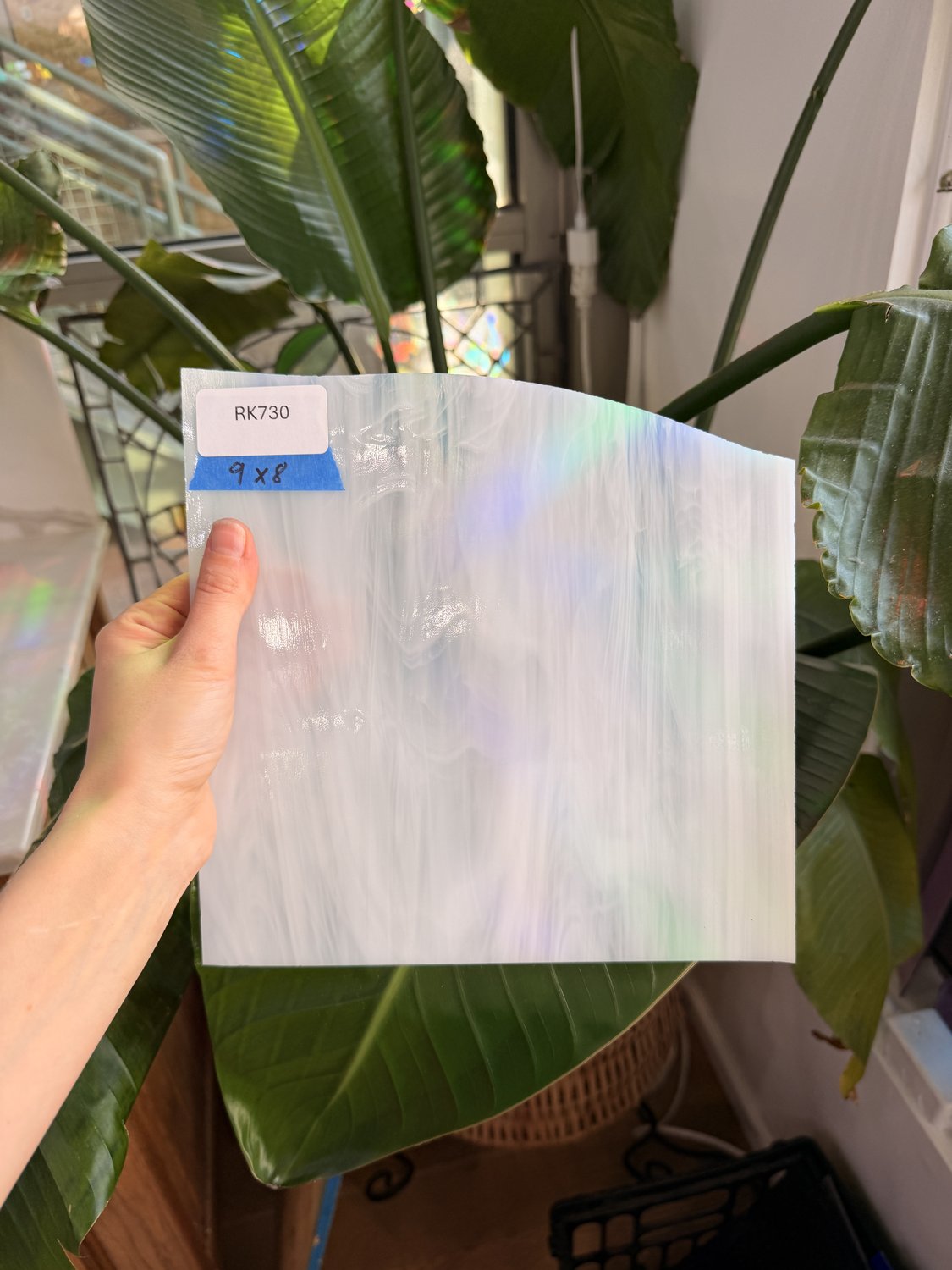 Clear White Wispy Spectrum – RK730
