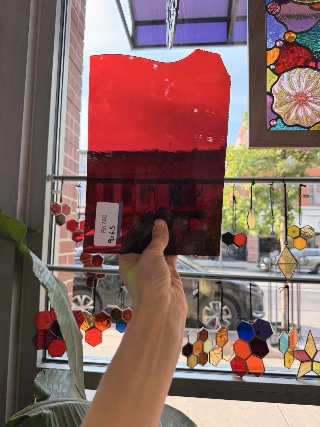 Red St Just Flash (on clear) Mouth Blown – RK740