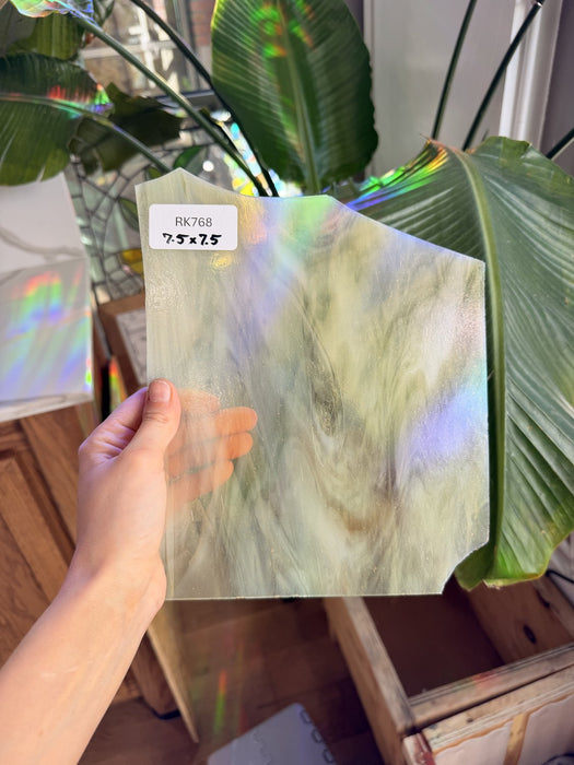 Light Tan Mixed Wispy Sheet Glass Colorado Glassworks RK768 (7.5x7.5in)