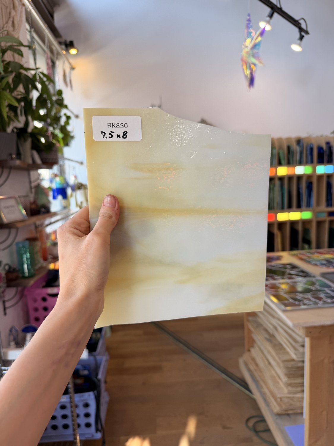 White Cream Tan Mixed Wispy Youghiogheny Sheet Glass – RK830