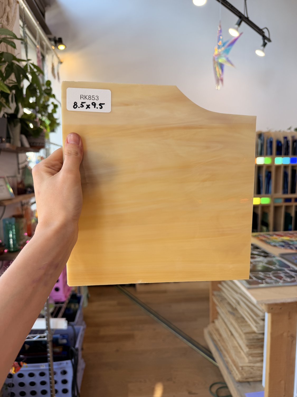 Light Tan Opal Wispy Spectrum Sheet Glass – RK853