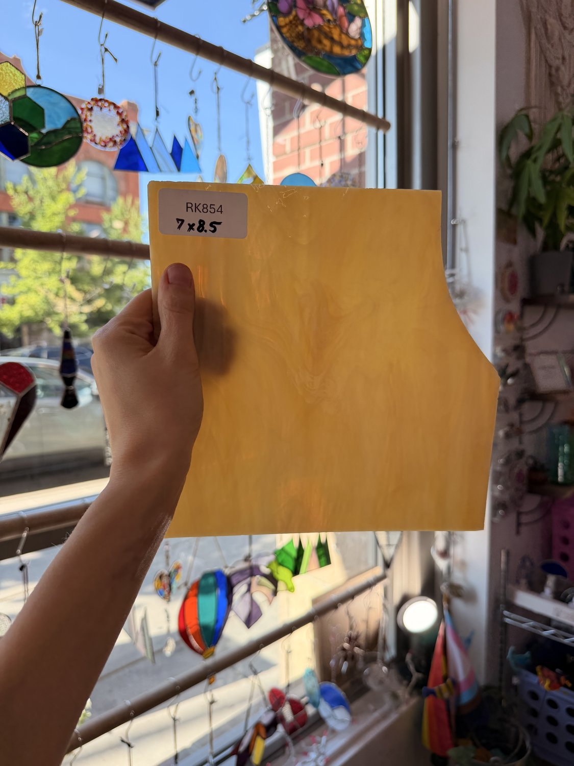 Light Tan Opal Wispy Spectrum Sheet Glass – RK854