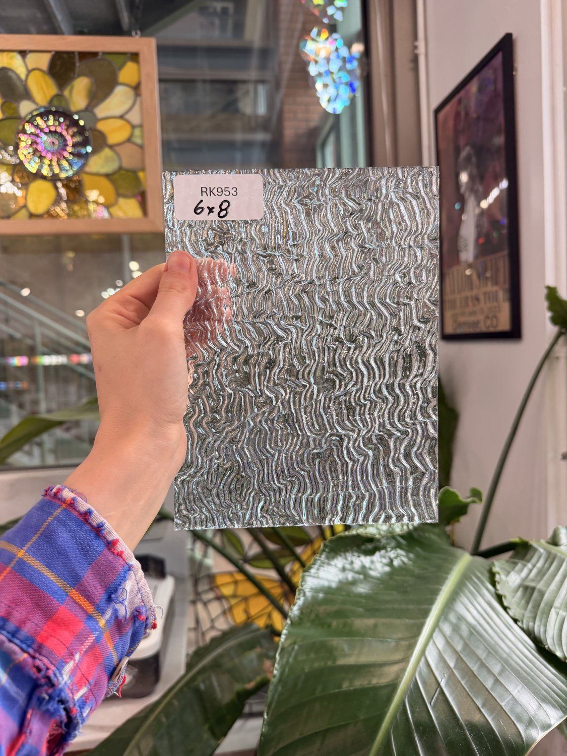 Clear Rippled Vintage Uroboros