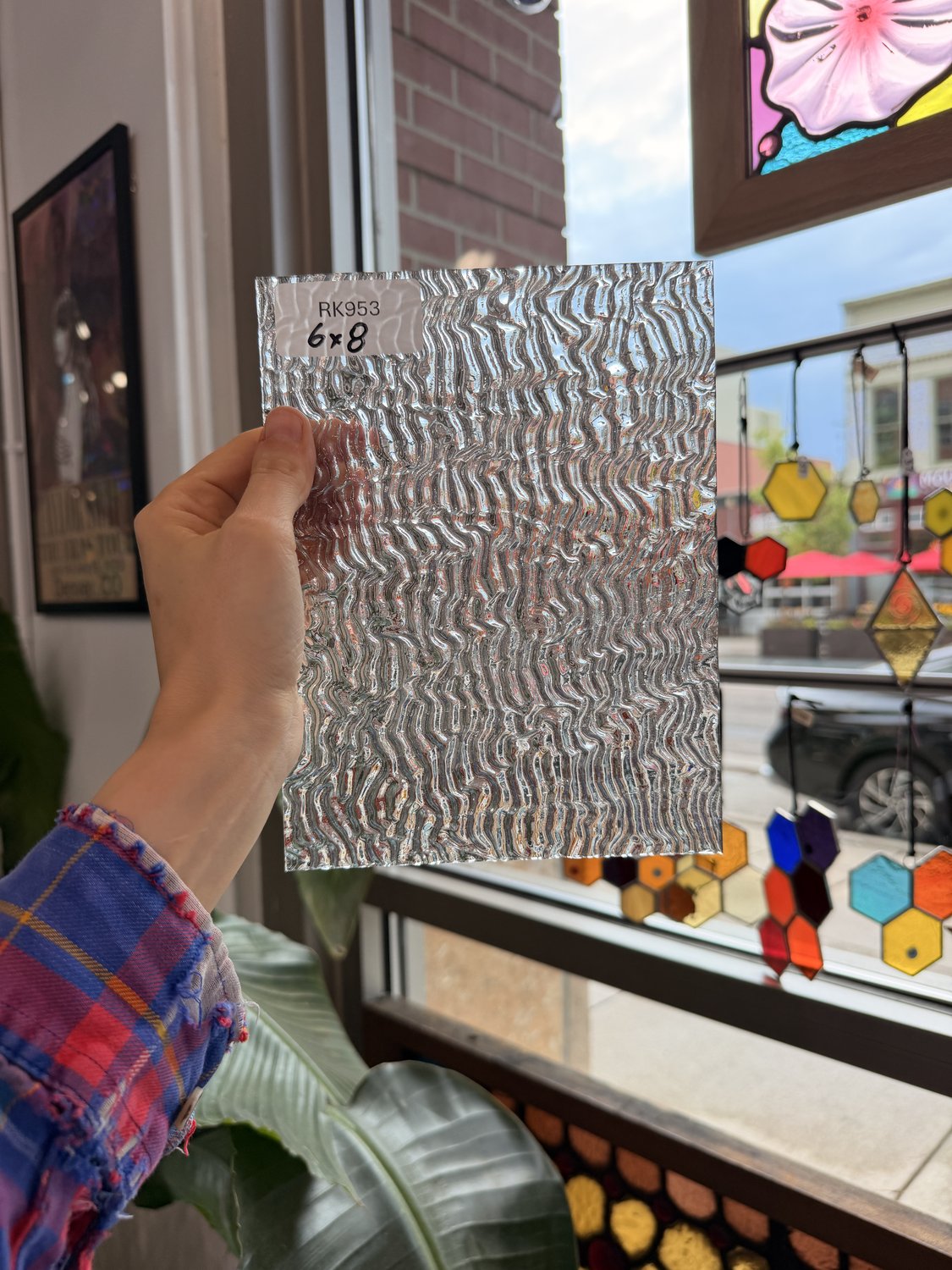 Clear Rippled Vintage Uroboros