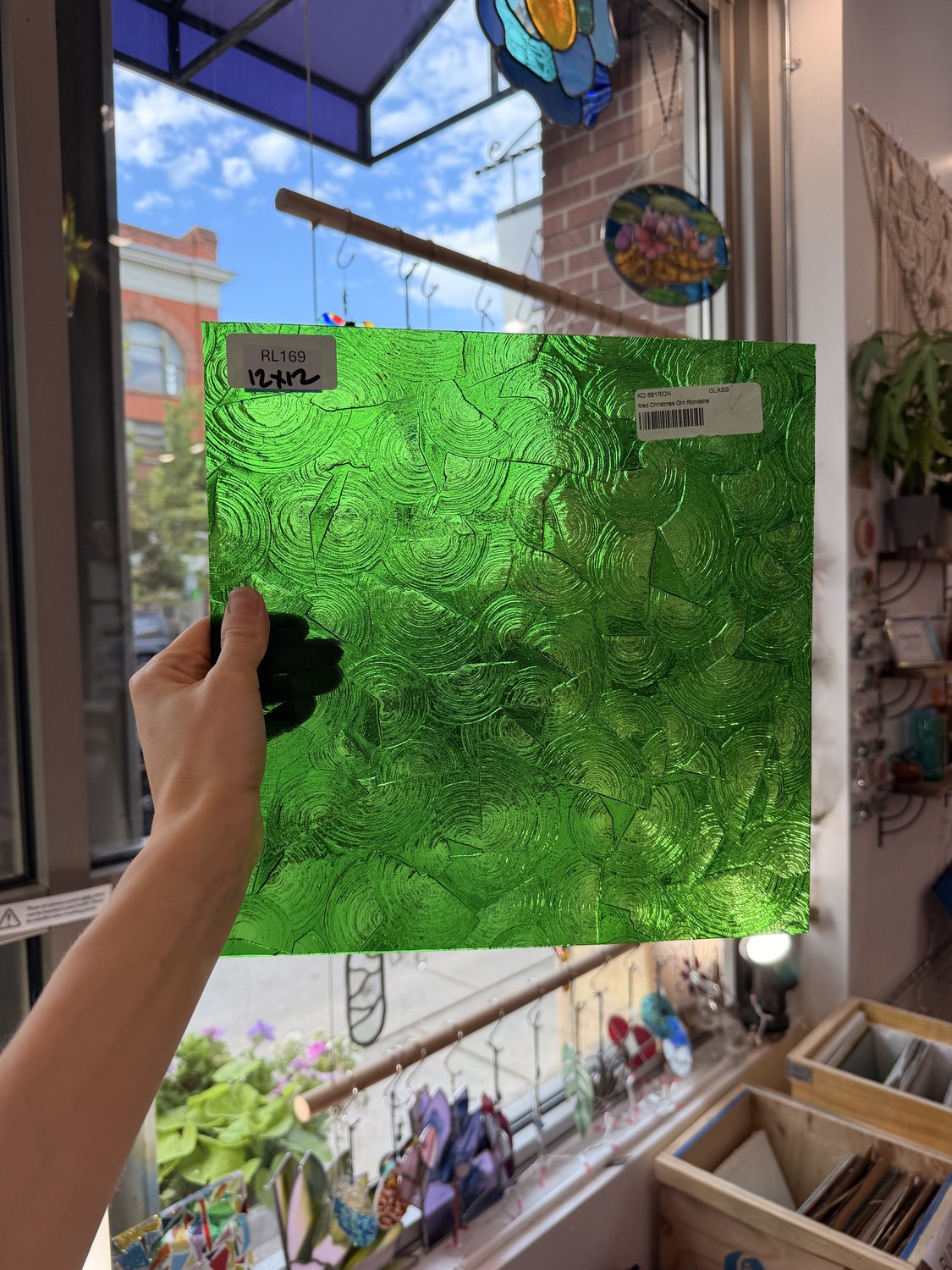 Medium Transparent Christmas Green Rondalite Kokomo Sheet Glass
