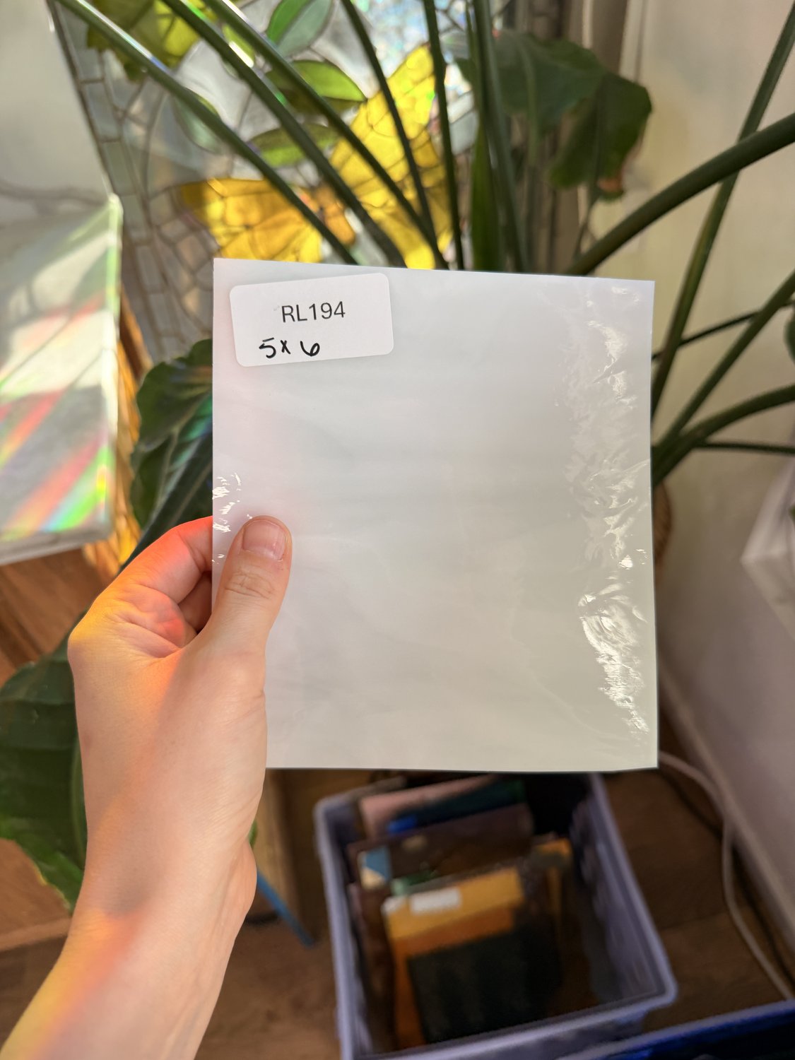 White Wispy Opal Spectrum Sheet Glass